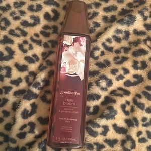 I have so many of these perfume body sprays and they’re the best!!